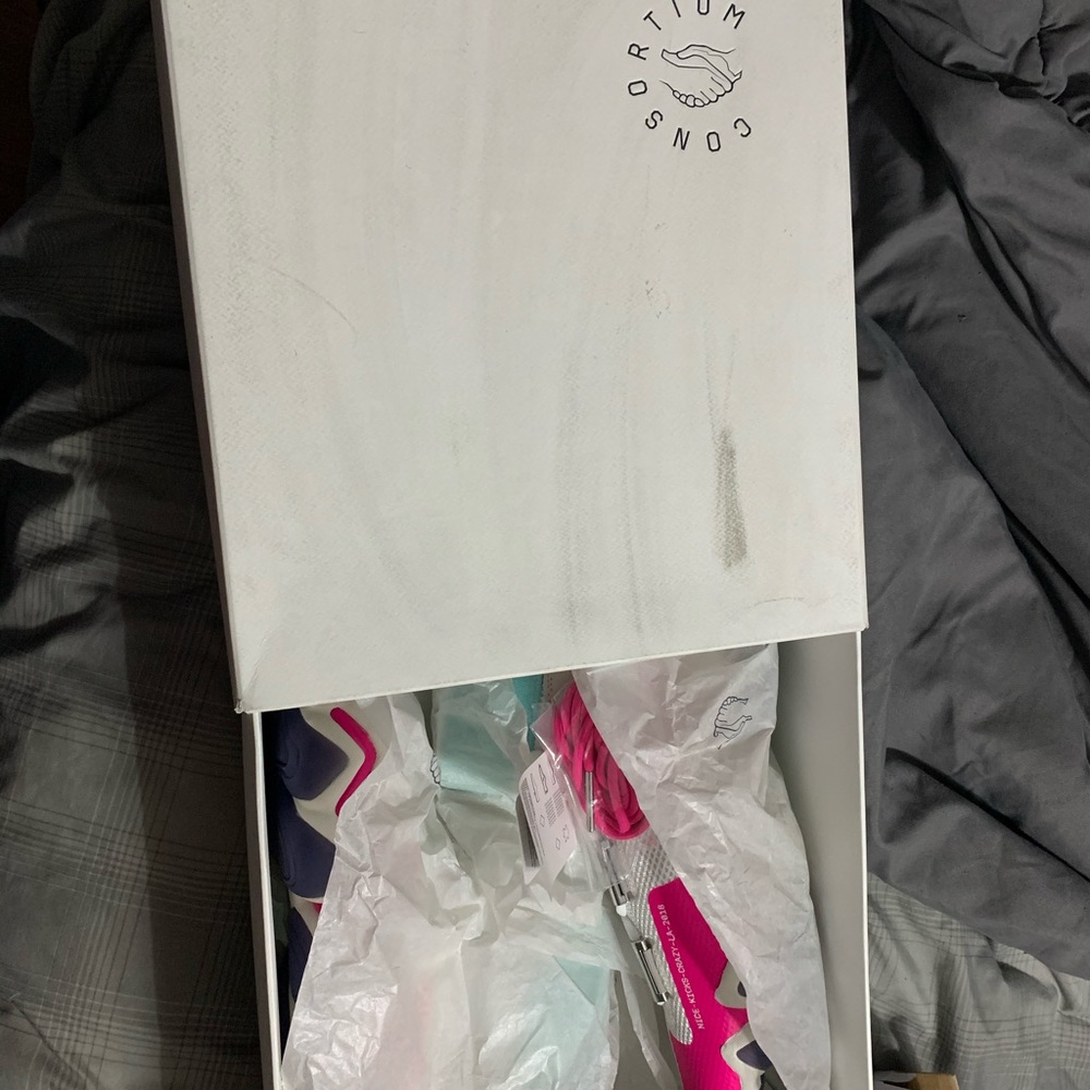 Adidas Nice Kicks - Picture 4 of 5